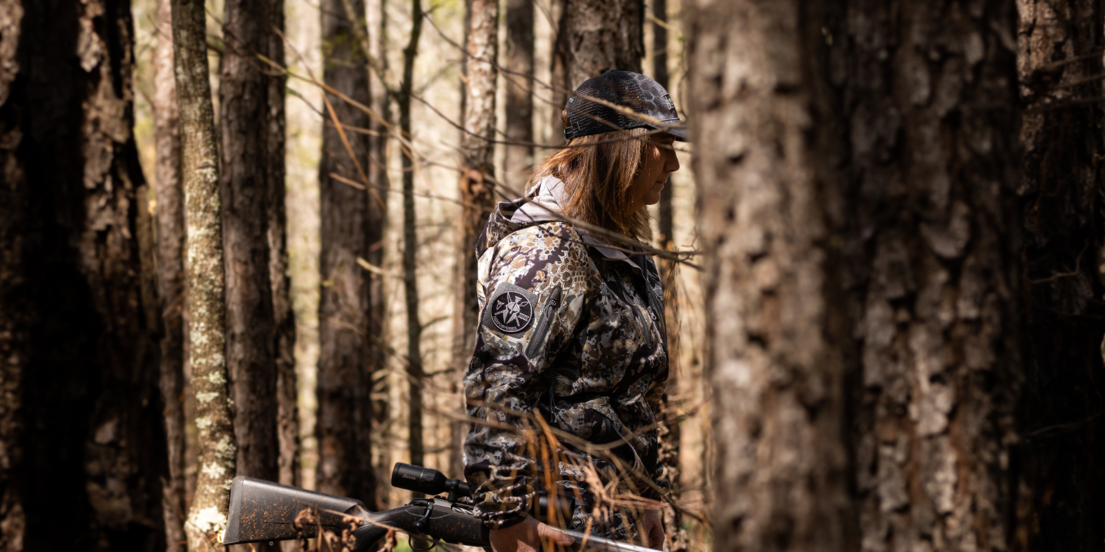 Amy Ray in the Woods wearing Skyfall pattern